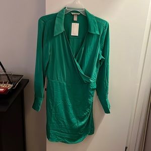 Collared Green Wrap Dress. NWT